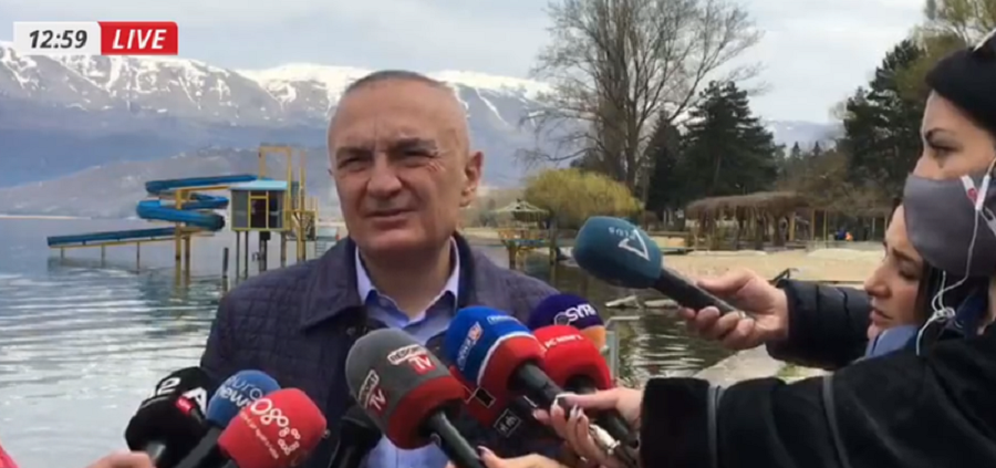 Ilir Meta komenton arrestimin e drejtuesit politik të LSI me lista votuesish dhe lekë në makinë