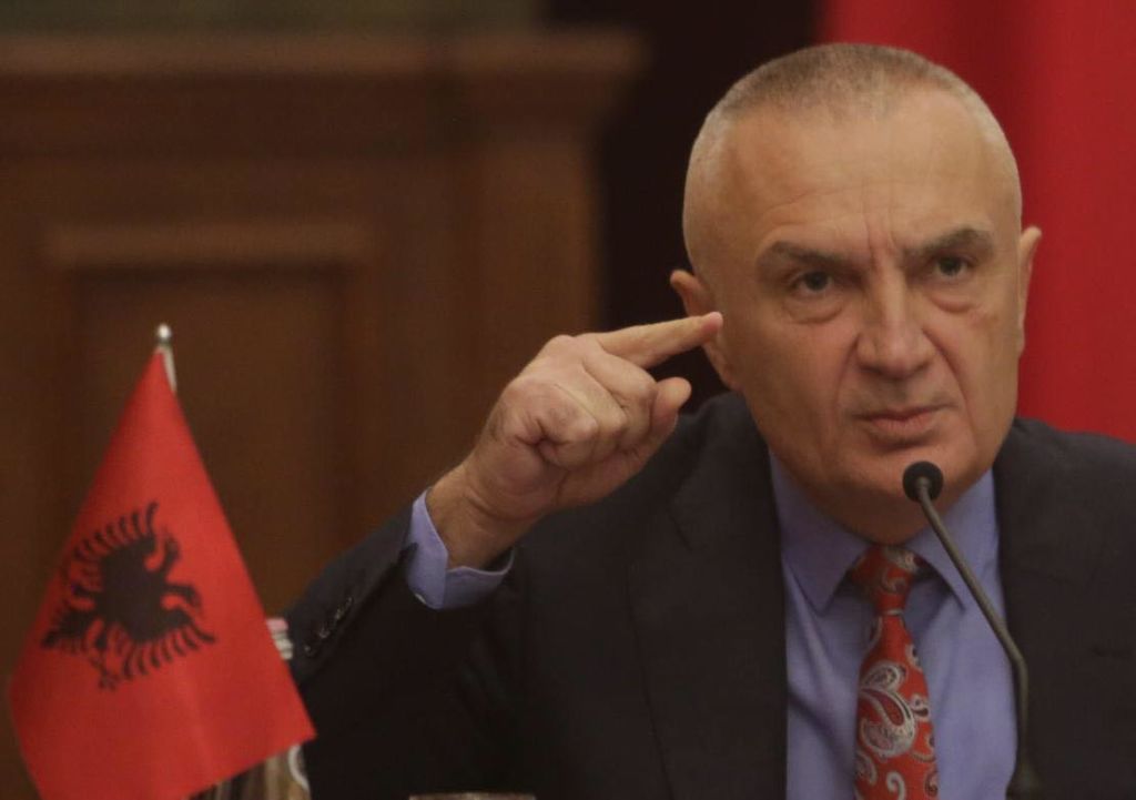 Ilir Meta paralajmëron largimin: Votoni, nesër s’mund t’i kërkoni llogari këtij Parlamenti që do zgjedhë presidentin e ri Ilir Meta paralajmëron largimin: Votoni, nesër s’mund t’i kërkoni llogari këtij Parlamenti që do zgjedhë presidentin e ri