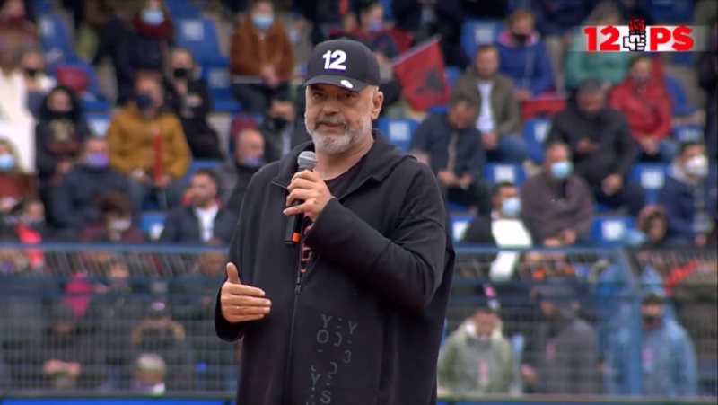 Vaksinimi/ Rama: Pas operatorëve turistikë, së shpejti radhën e kanë punonjësit e transportit publik dhe fasonerive Vaksinimi/ Rama: Pas operatorëve turistikë, së shpejti radhën e kanë punonjësit e transportit publik dhe fasonerive