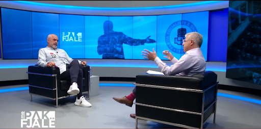 “Sa minuta zgjati”? Kryeministri Rama e vë në siklet, shihni reagimin e gazetarit të njohur “Sa minuta zgjati”? Kryeministri Rama e vë në siklet, shihni reagimin e gazetarit të njohur