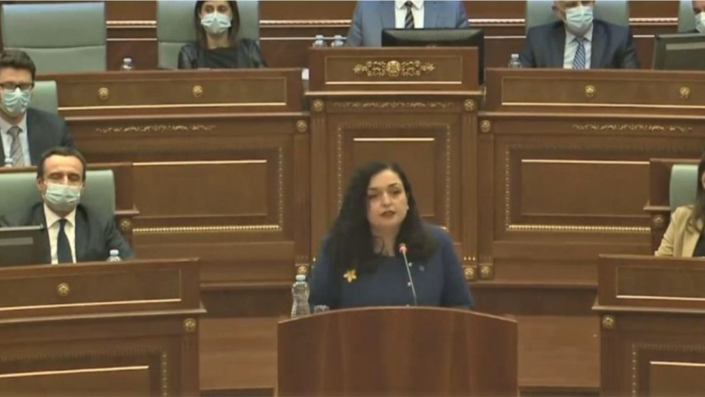 Vjosa Osmani entuziaste pas zgjedhjes presidente: Jemi model edhe për shtete më të konsoliduara Vjosa Osmani entuziaste pas zgjedhjes presidente: Jemi model edhe për shtete më të konsoliduara