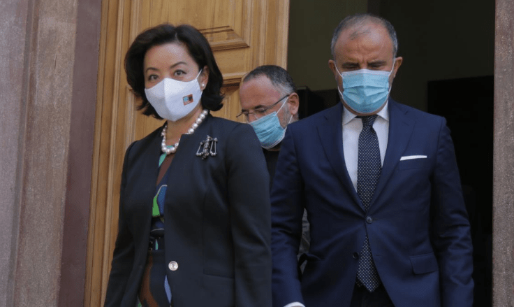 Berisha ‘non grata’, Soreca: Është vendim i qeverisë së SHBA, e respektojmë plotësisht! Shqipëria më pranë se kurrë çeljes së negociatave me BE Berisha ‘non grata’, Soreca: Është vendim i qeverisë së SHBA, e respektojmë plotësisht! Shqipëria më pranë se kurrë çeljes së negociatave me BE