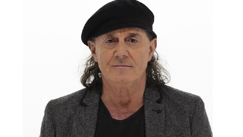 I dehur në timon, lihet në arrest shtëpie këngëtari Aleksandër Gjoka I dehur në timon, lihet në arrest shtëpie këngëtari Aleksandër Gjoka