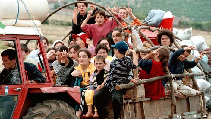 Albini premton gënjeshtra! A mund ta padisë Kosova Serbinë për gjenocid gjatë luftës së Kosovës? Albini premton gënjeshtra! A mund ta padisë Kosova Serbinë për gjenocid gjatë luftës së Kosovës?