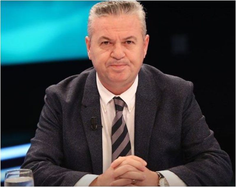 Myslim Murrizi habit me deklaratën: Të gjithë në Kuvend do t’i binden Luljetës…, nëse s’kanë vdekur deri në shtator! Myslim Murrizi habit me deklaratën: Të gjithë në Kuvend do t’i binden Luljetës…, nëse s’kanë vdekur deri në shtator!