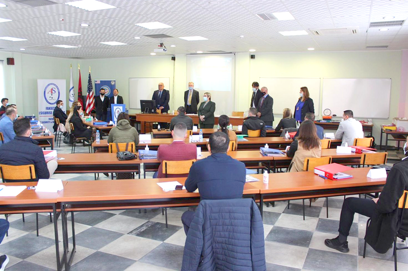 Ngrihet Byroja Kombëtare e Hetimit, 28 hetues përfundojnë trajnimin dhe kalojnë nën patronazhin e FBI dhe Antimafies Italiane