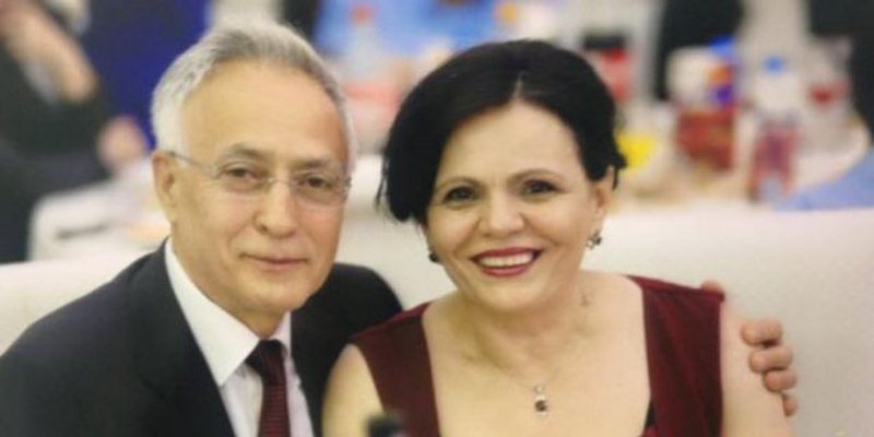 Jakup Krasniqi nga Haga përlot rrjetin me letrën prekëse që i ka dërguar të shoqes për ditëlindje: E vështirë qenka të festoj larg teje, por ti festo e gëzo me fëmijët tanë Jakup Krasniqi nga Haga përlot rrjetin me letrën prekëse që i ka dërguar të shoqes për ditëlindje: E vështirë qenka të festoj larg teje, por ti festo e gëzo me fëmijët tanë