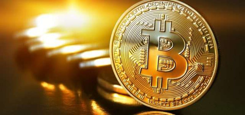 Lagjja ‘5 Maji’ vatër e prodhimit të Bitcoin-it në vendin tonë! Policia vë në pranga 2 qytetarë, befasohet nga ajo që iu gjen në banesën e tyre Lagjja ‘5 Maji’ vatër e prodhimit të Bitcoin-it në vendin tonë! Policia vë në pranga 2 qytetarë, befasohet nga ajo që iu gjen në banesën e tyre