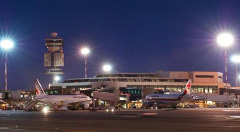 “Si u burgosa për 27 orë në aeroportin e Malpensas”, gazetarja e njohur shqiptare rrëfen çfarë i ndodhi 3 ditë më parë dhe i habit të gjithë me detajet që tregon