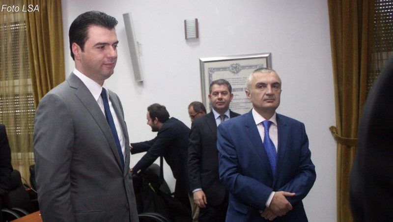 Shpërthen konflikti PD-LSI! Meta nis sulmet ndaj Bashës dhe kërkon protesta: Partia e presidentit fajëson demokratët për disfatën e 25 prillit Shpërthen konflikti PD-LSI! Meta nis sulmet ndaj Bashës dhe kërkon protesta: Partia e presidentit fajëson demokratët për disfatën e 25 prillit