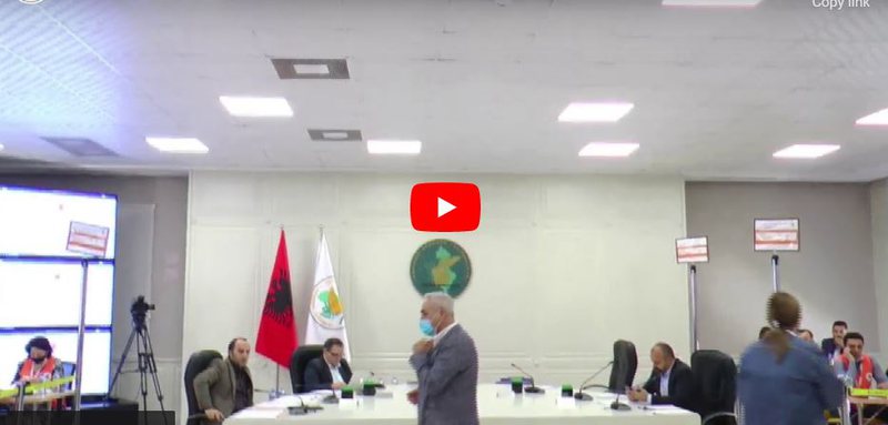 A do të ketë ndryshim rezultati? Rinis në KAS numërimi për 114 kutitë e këtij qarku. KQZ publikon pamjet çfarë po ndodh A do të ketë ndryshim rezultati? Rinis në KAS numërimi për 114 kutitë e këtij qarku. KQZ publikon pamjet çfarë po ndodh