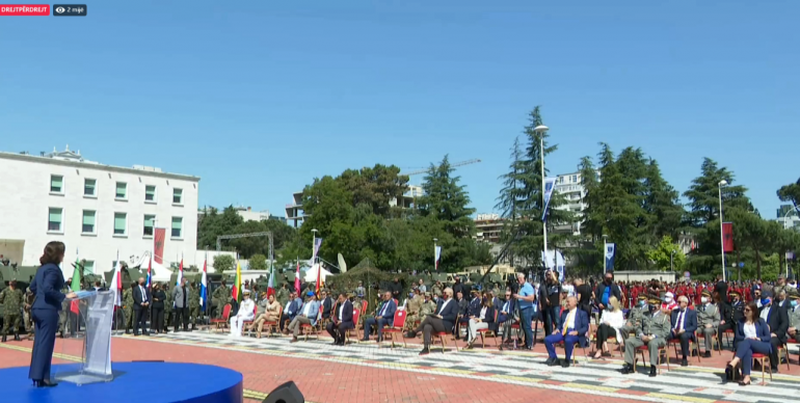 Defender Europe 21/ “Yuri Kim kërkoi prezencën e Bashës dhe Metës, por kryedemokrati nuk mori pjesë”: Ja çfarë shkruan ‘Zëri i Amerikës’ Defender Europe 21/ “Yuri Kim kërkoi prezencën e Bashës dhe Metës, por kryedemokrati nuk mori pjesë”: Ja çfarë shkruan ‘Zëri i Amerikës’