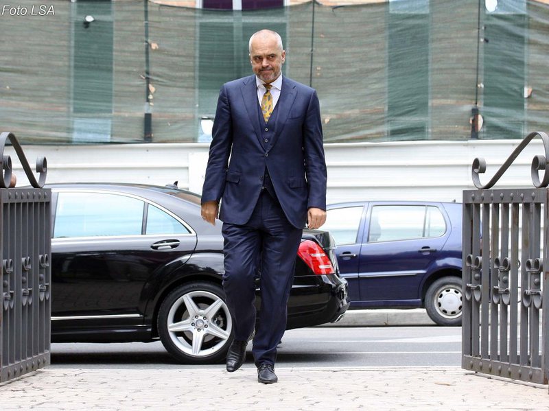 Kush është zyrtari i lartë që zbarkon sot në Tiranë? Zbulohet takimi me Ramën dhe çfarë pritet të ndodhë në orën 18:30 Kush është zyrtari i lartë që zbarkon sot në Tiranë? Zbulohet takimi me Ramën dhe çfarë pritet të ndodhë në orën 18:30