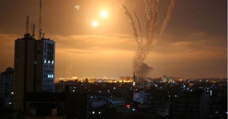 Tragjedi në një familje palestineze! Shtëpia goditet nga tre bomba: Regjistrohet numri më i lartë i viktimave që nga fillimi i sulmeve ushtarake Tragjedi në një familje palestineze! Shtëpia goditet nga tre bomba: Regjistrohet numri më i lartë i viktimave që nga fillimi i sulmeve ushtarake