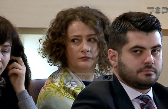 Pasuria përrallore e Argita Berisha Malltezit, manovra për të sistemuar shifrat Pasuria përrallore e Argita Berisha Malltezit, manovra për të sistemuar shifrat