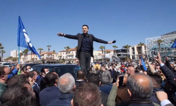 Avokati akuza Bashës: E ke kthyer PD-në në një arkivol me kufomë që po qelb gjithë dynjanë Avokati akuza Bashës: E ke kthyer PD-në në një arkivol me kufomë që po qelb gjithë dynjanë