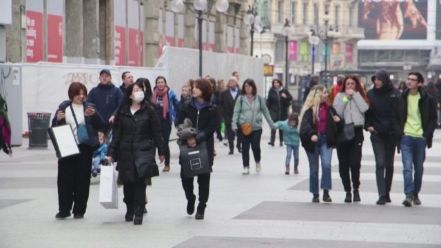 Europa drejt hapjes totale për turistët: Bie kurba e infektimit në disa vende pas suksesit me programin e vaksinimit