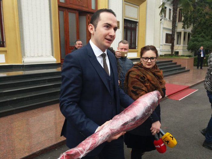 Salianji kërkesë jashtë juridiksionit… pezullimin e dënimit! Gjykata e Lartë i lë “peshkun” në dorë, nuk merr mundimin as ta dërgonte për rigjykim Salianji kërkesë jashtë juridiksionit… pezullimin e dënimit! Gjykata e Lartë i lë “peshkun” në dorë, nuk merr mundimin as ta dërgonte për rigjykim