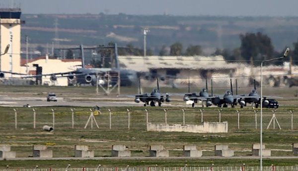 Baza e NATO-s në Kuçovë: Shqipëria po kthehet në një fortesë të Aleancës, ja çfarë thonë grekët e serbët