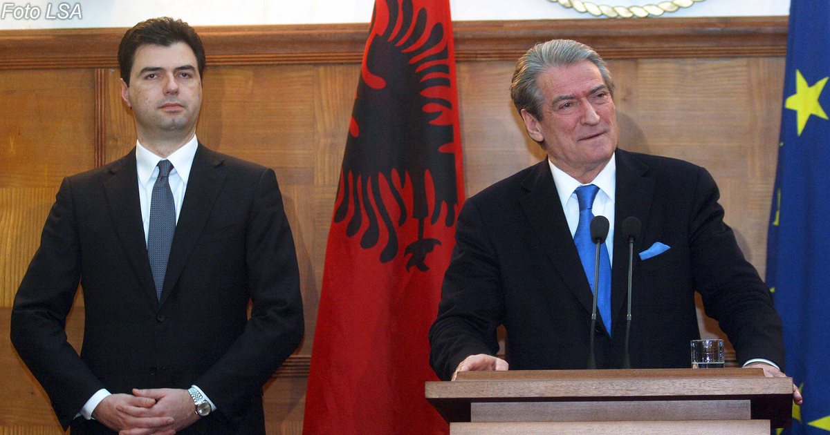 Denoncime e fakte për manipulimin e zgjedhjeve në PD nga Basha e Berisha: Lista sekrete dhe mbushje kutish Denoncime e fakte për manipulimin e zgjedhjeve në PD nga Basha e Berisha: Lista sekrete dhe mbushje kutish