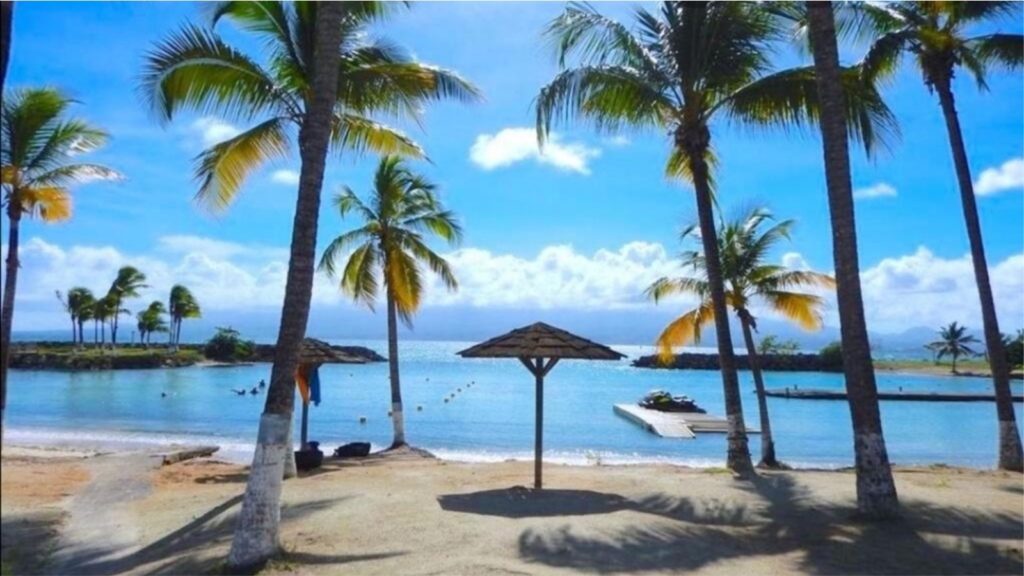 Ishulli në Karaibe “parajsa” e parë e Bitcoin në botë