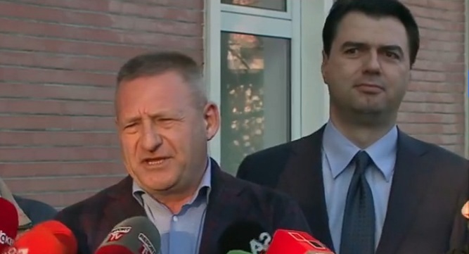 “Filozofi” i pa punë Nard Ndoka në versionin “nekrolog politik”: Berisha do mbetet gjithmone Burrë Shteti!