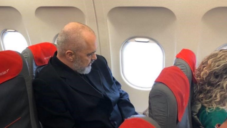 Një ditë para vizitës së Blinken, kryeministri Rama niset menjëherë drejt Brukselit Një ditë para vizitës së Blinken, kryeministri Rama niset menjëherë drejt Brukselit