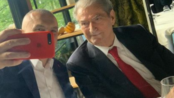 Dyshime për arratisje, SPAK ngushton lakun, Ilir Meta dhe Sali Berisha duhet të dorëzojnë të gjitha pasuritë e vjedhura Dyshime për arratisje, SPAK ngushton lakun, Ilir Meta dhe Sali Berisha duhet të dorëzojnë të gjitha pasuritë e vjedhura