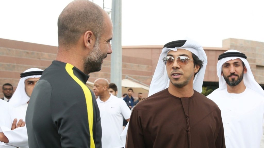 Manchester City në finalen e Champions, sheiku i paguan tifozëve shpenzimet e udhëtimit Manchester City në finalen e Champions, sheiku i paguan tifozëve shpenzimet e udhëtimit