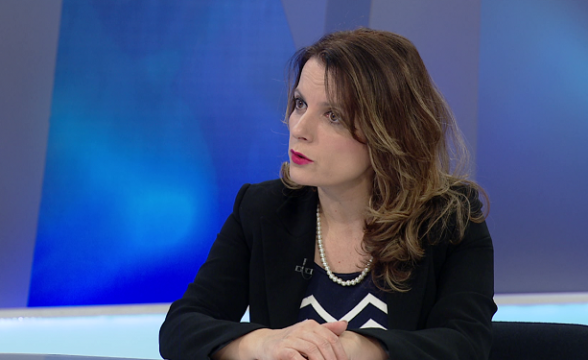 Kushti i vaksinimit për të udhëtuar në BE, Eugena Tomini: Do ketë marrëveshje ndërqeveritare, nëse nuk miratohen vaksinat ruse e kineze Kushti i vaksinimit për të udhëtuar në BE, Eugena Tomini: Do ketë marrëveshje ndërqeveritare, nëse nuk miratohen vaksinat ruse e kineze