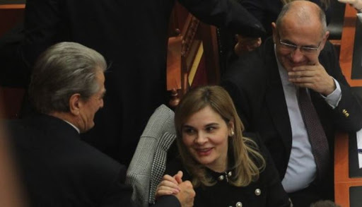 Cënimi i sovranitetit të hajdutërisë… është rikthim i dinjitetit të Shqipërisë Cënimi i sovranitetit të hajdutërisë… është rikthim i dinjitetit të Shqipërisë