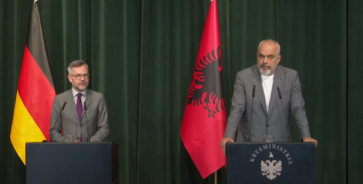 Roth në Tiranë: Shqipëria ka shënuar arritje, BE duhet të mbajë premtimet! Rama: Çështjet e brendshme të unionit s’mbajnë dot peng rajonin! Reformat i bëjmë për shqiptarët Roth në Tiranë: Shqipëria ka shënuar arritje, BE duhet të mbajë premtimet! Rama: Çështjet e brendshme të unionit s’mbajnë dot peng rajonin! Reformat i bëjmë për shqiptarët