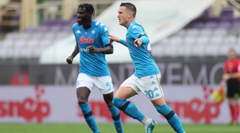 Napoli fiton ndaj Fiorentinës, zbret Juventusin në vendin e pestë