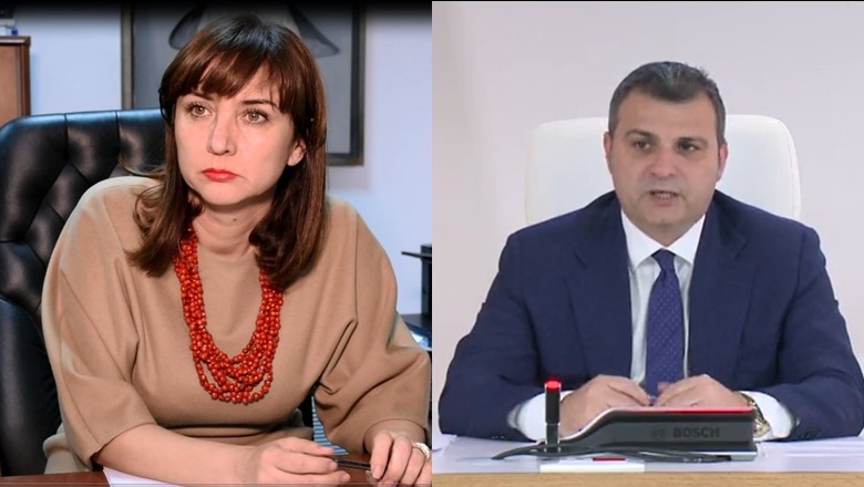 Pasuria e “ish-askushëve” të bërë milioner me paga e taksa paguesve: Avokatja e Popullit shlyen 2 shtëpitë 600 mijë €. Guvernatori Sejko 136 mijë USD paga, rezidencë 281 mijë € Pasuria e “ish-askushëve” të bërë milioner me paga e taksa paguesve: Avokatja e Popullit shlyen 2 shtëpitë 600 mijë €. Guvernatori Sejko 136 mijë USD paga, rezidencë 281 mijë €