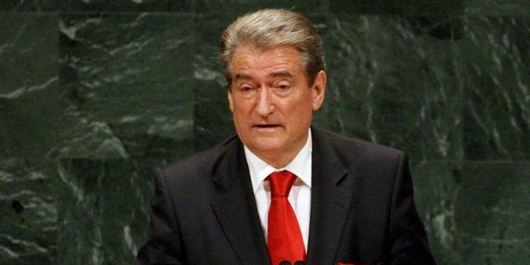 SHBA identifikon pronat e familjes Berisha në New York: origjina e parave erdhi nga piramidat e 1997