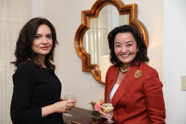 Festa e lamtumirës së diplomates amerikane, Spiropali ndan fotot nga ceremonia: Do të na mungosh Festa e lamtumirës së diplomates amerikane, Spiropali ndan fotot nga ceremonia: Do të na mungosh