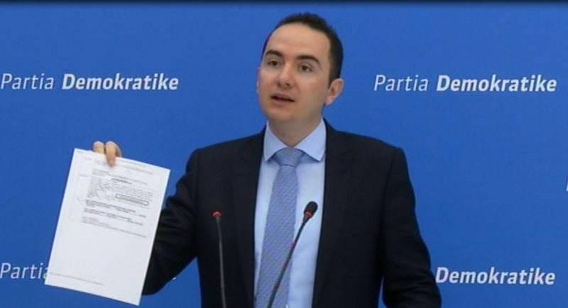 Salianji ka humor të paparë: Tre kundërshtarët e Bashës i ka stisur Rama! Ata nuk mund të kandidojnë as për kryepleq lagjeje! Salianji ka humor të paparë: Tre kundërshtarët e Bashës i ka stisur Rama! Ata nuk mund të kandidojnë as për kryepleq lagjeje!