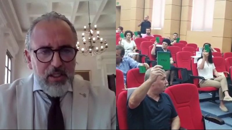 Nuk ndalen përplasjet në Vlorë! Këshilltarët bashkiakë i rrëzojnë vendimet Lelit: Dega e PS në kaos për shkak të Damian Gjiknurit