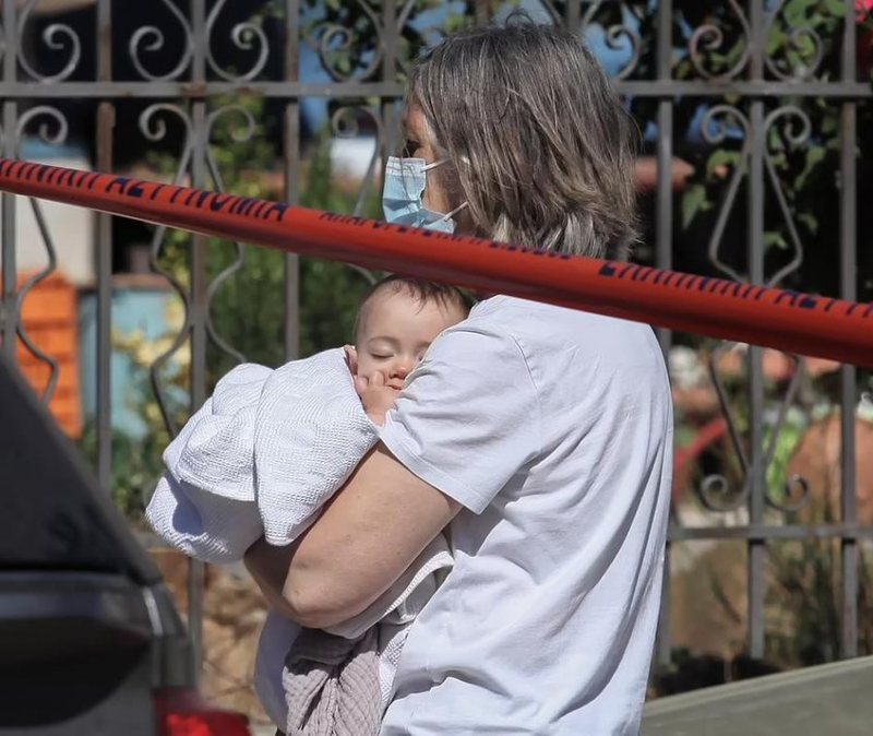 Rrëqethëse, “heshtja e vdekjes së dytë në shtëpinë e pilotit”! Mediat greke nxjerrin detajet drithëruese: Gjithçka që mund të dëgjohet janë të qarat e foshnjës dhe… Rrëqethëse, “heshtja e vdekjes së dytë në shtëpinë e pilotit”! Mediat greke nxjerrin detajet drithëruese: Gjithçka që mund të dëgjohet janë të qarat e foshnjës dhe…