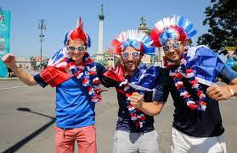 Gafa e gjashtë tifozëve francezë, përballen me atë që nuk e prisnin: U nisën për në Budapest, por përfundojnë në…Bukuresht