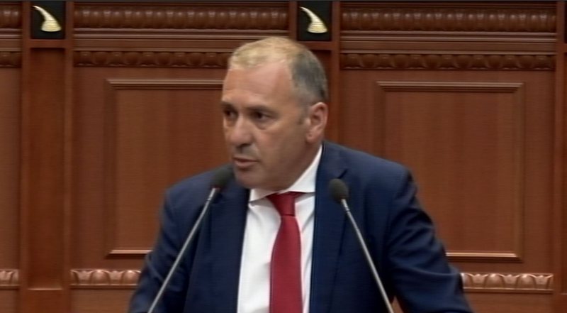 A do ndiqen nga SPAK të shpallurit “non grata” dhe a rrezikohen politikanët tanë nga memorandumi i Biden-it?! Arben Kraja i prerë: Hetim deri në fund!