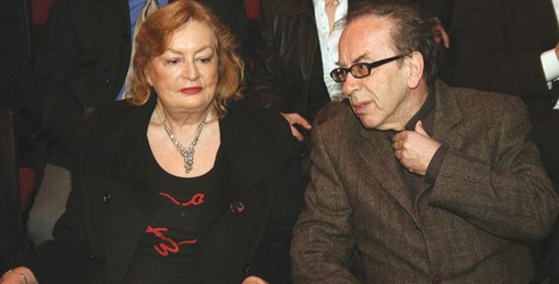 Ismail dhe Helena Kadare marrin vendimin e rëndësishëm për jetën e tyre: Mblodhëm librat dhe me shumë guxim u kthyem përfundimisht në Shqipëri! Ismail dhe Helena Kadare marrin vendimin e rëndësishëm për jetën e tyre: Mblodhëm librat dhe me shumë guxim u kthyem përfundimisht në Shqipëri!