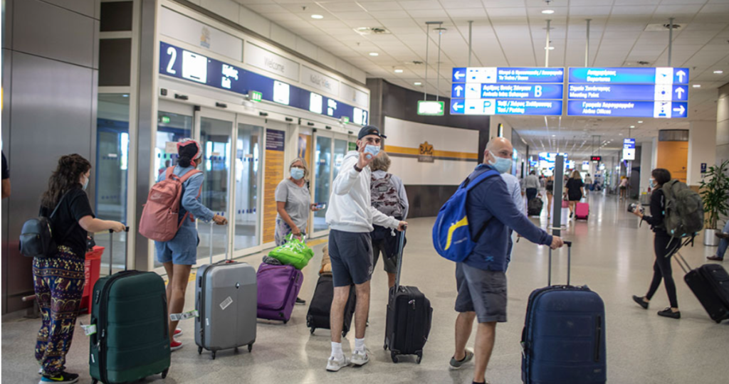 Shqiptarët që kanë bërë vaksinën ruse dhe kineze do të lejohen në Greqi Shqiptarët që kanë bërë vaksinën ruse dhe kineze do të lejohen në Greqi