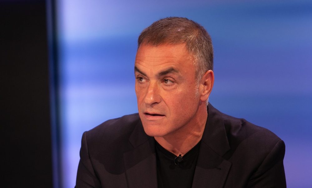 Mos hajdeni në Shqipëri të pushoni, shkoni në Greqi. Këtu jeta nuk ka vlerë, njerëzit janë si qentë Mos hajdeni në Shqipëri të pushoni, shkoni në Greqi. Këtu jeta nuk ka vlerë, njerëzit janë si qentë