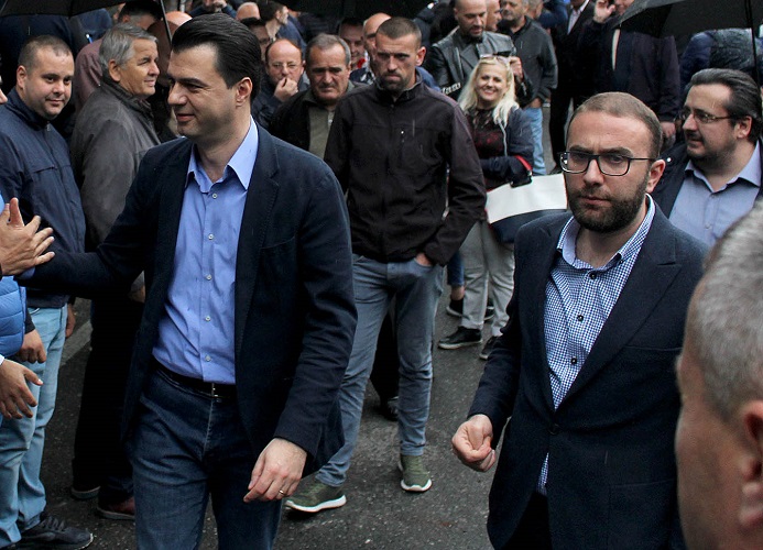 “Pse i kërkojmë PD-së që të fitojë kur nuk ka fitur kurrë?”