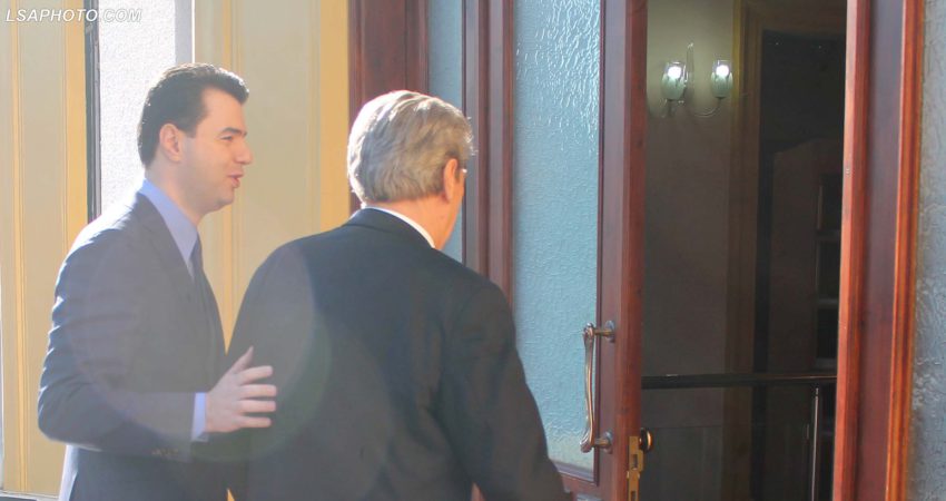 Paralajmërimi i analistit: Berisha do të marrë edhe Bashën para drejtësisë Paralajmërimi i analistit: Berisha do të marrë edhe Bashën para drejtësisë