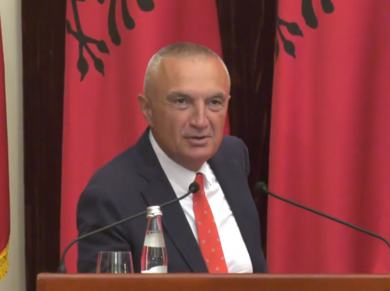 Meta: S’më shqetëson shkarkimi, po pres me durim e qetësi të bashkëpunoj me shumicën e re Meta: S’më shqetëson shkarkimi, po pres me durim e qetësi të bashkëpunoj me shumicën e re