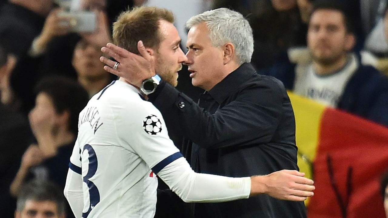 Mourinho për Eriksen: Qava, por mendoj se Zoti po shihte ndeshjen në atë moment Mourinho për Eriksen: Qava, por mendoj se Zoti po shihte ndeshjen në atë moment