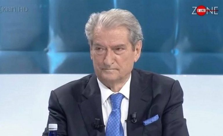 Mesazhi i fshehtë kërcënues i Sali Berishës për Lulzim Bashën tek “Zonë e Lirë” Mesazhi i fshehtë kërcënues i Sali Berishës për Lulzim Bashën tek “Zonë e Lirë”