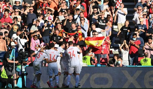 Morata vendimtar, Spanja kalon në çerekfinale